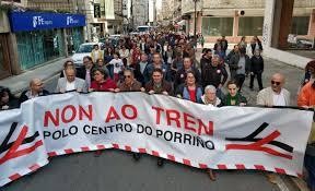 manifestacion-contra-paso-a-nivel-en-Porriño.jpg