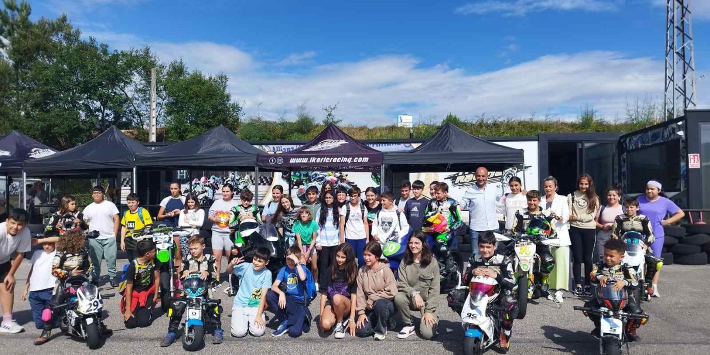IKERIC-RACING-visita-estudantes.jpg